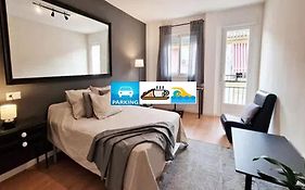 Tu Hogar Desayuno, Parking Y Piscina Incluidos